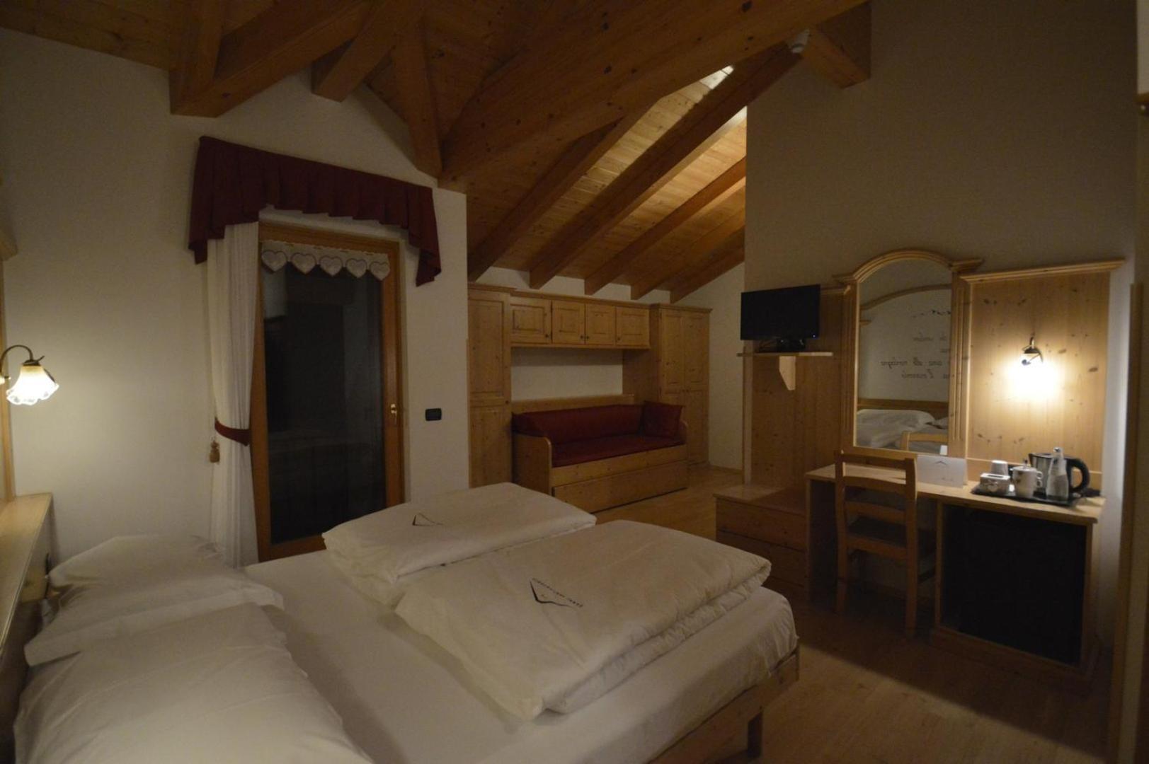 Hotel Garni Sant'Antonio Con Spa Madonna Εξωτερικό φωτογραφία