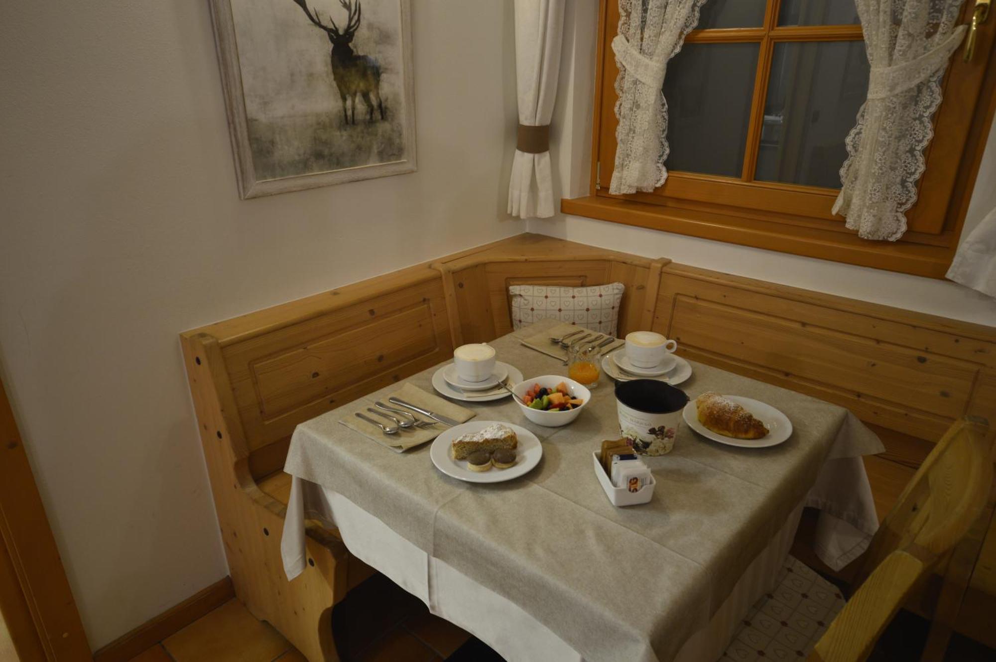 Hotel Garni Sant'Antonio Con Spa Madonna Εξωτερικό φωτογραφία