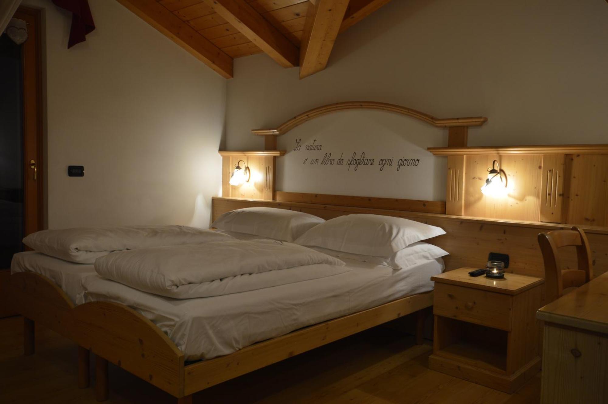 Hotel Garni Sant'Antonio Con Spa Madonna Εξωτερικό φωτογραφία