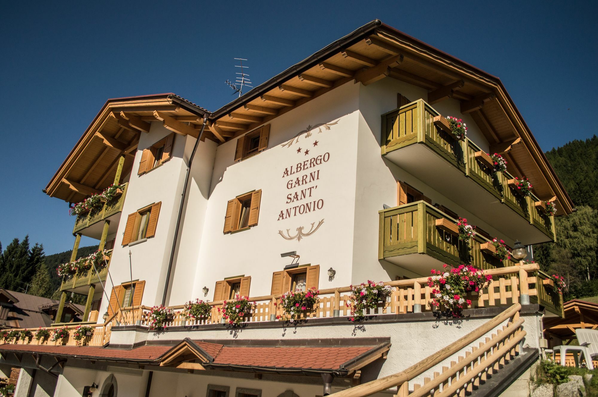 Hotel Garni Sant'Antonio Con Spa Madonna Εξωτερικό φωτογραφία